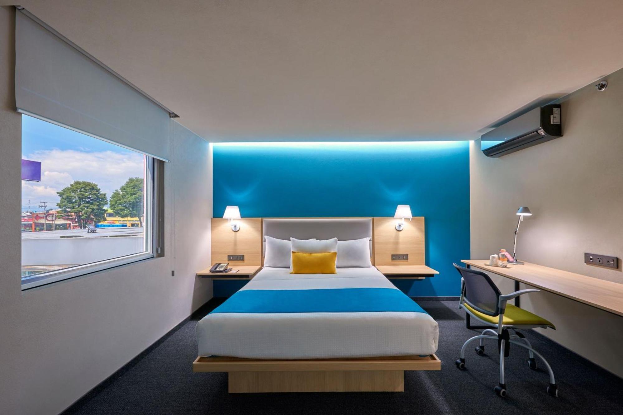 City Express By Marriott Suites Толука Екстер'єр фото